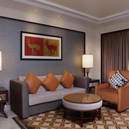 Sheraton Grand Pune Bund Garden Hotel Kültér fotó