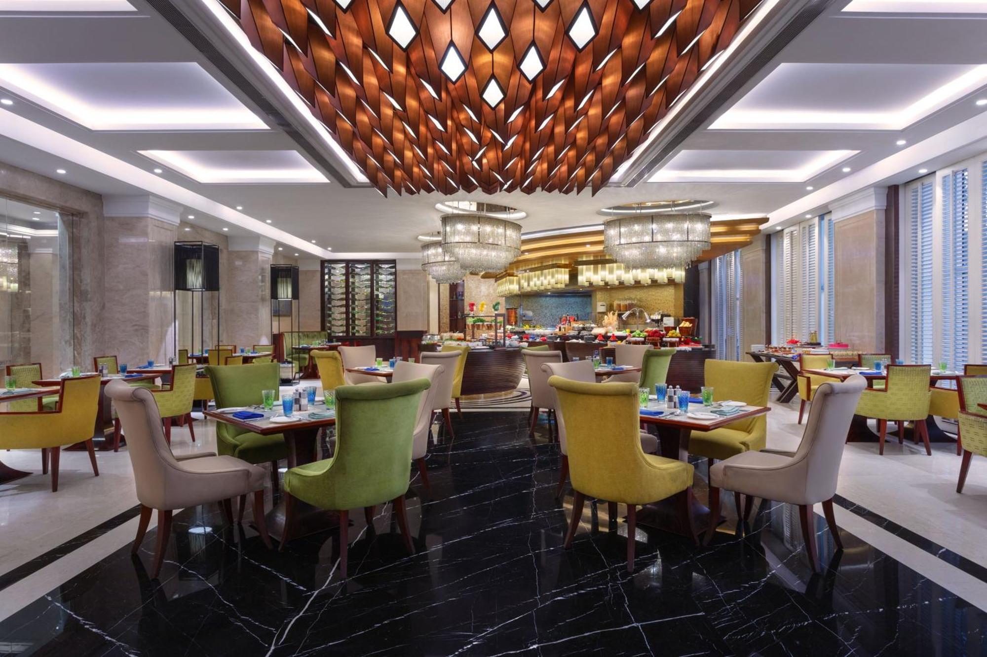 Sheraton Grand Pune Bund Garden Hotel Kültér fotó