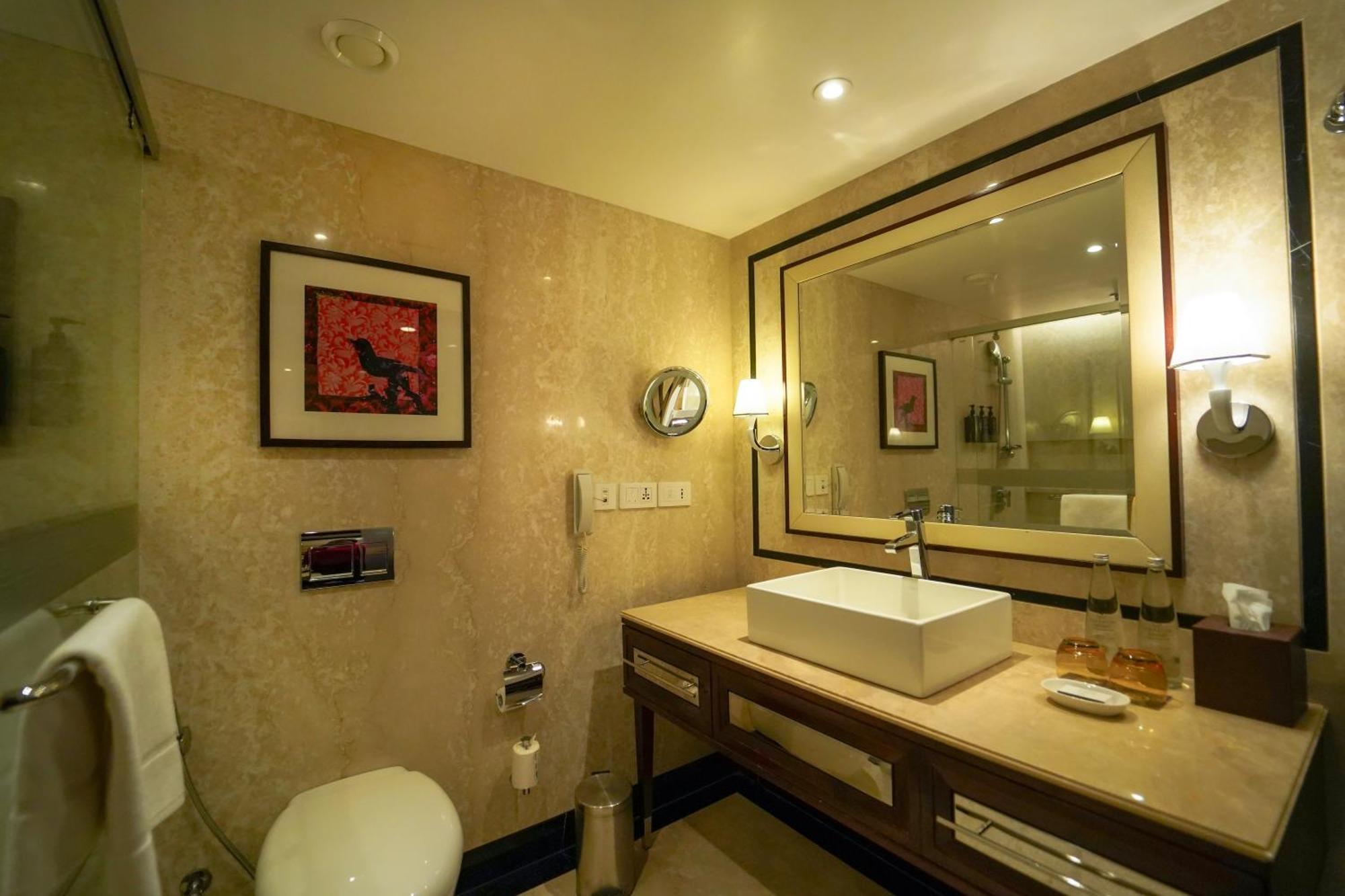 Sheraton Grand Pune Bund Garden Hotel Kültér fotó