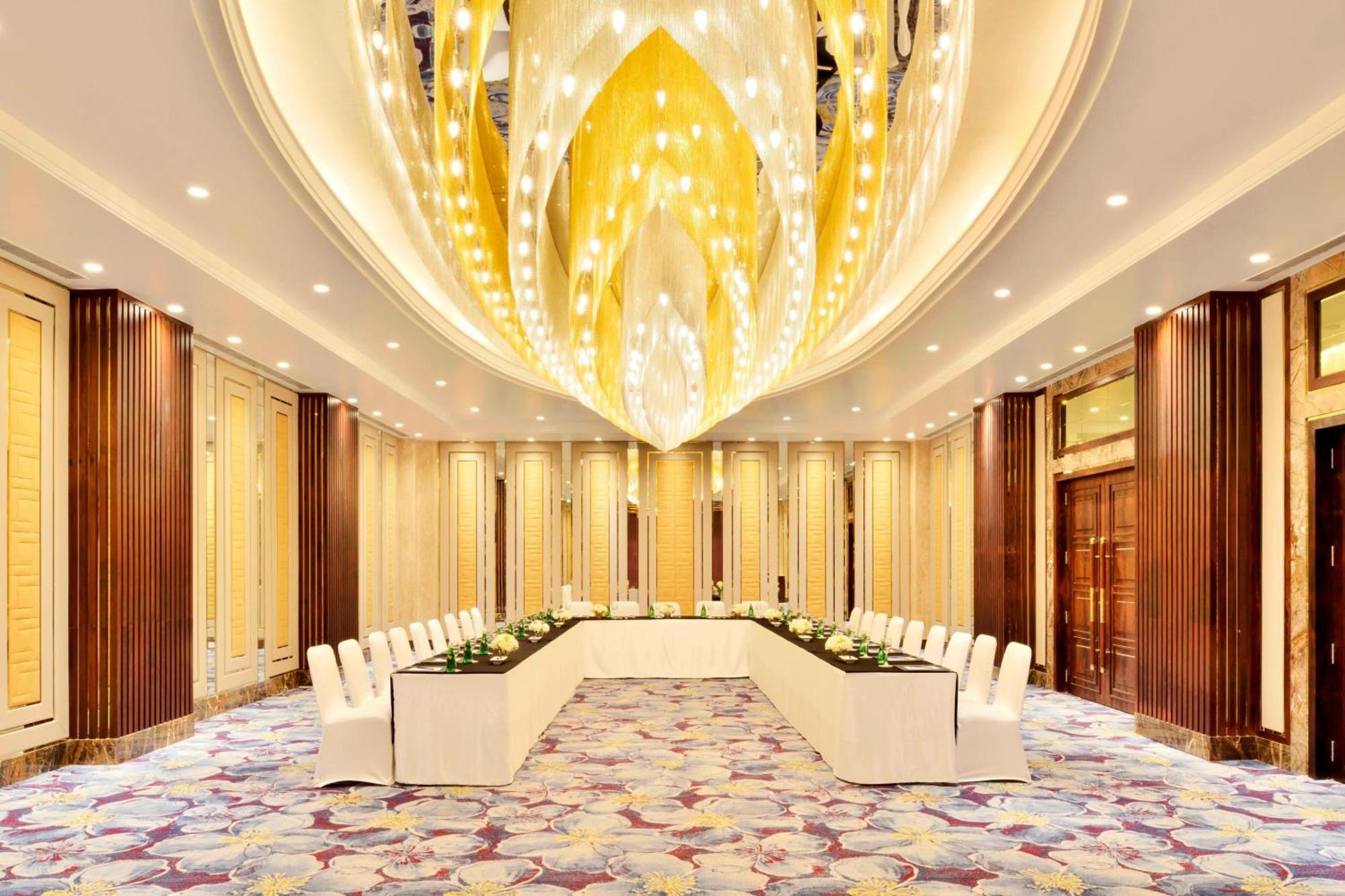 Sheraton Grand Pune Bund Garden Hotel Kültér fotó