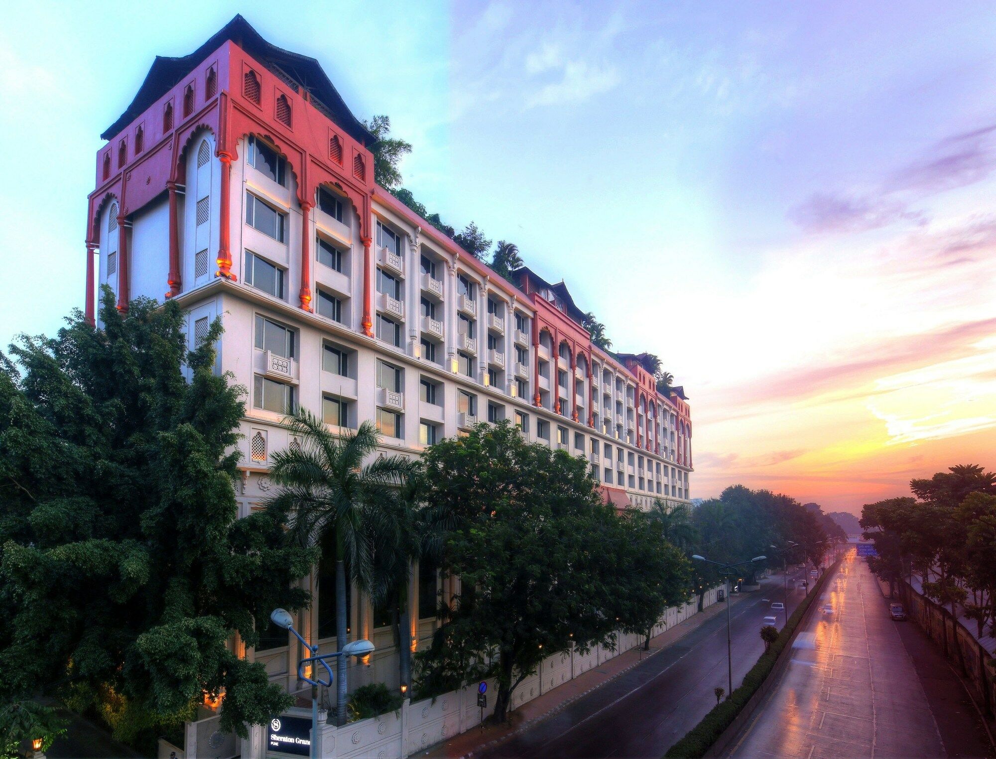 Sheraton Grand Pune Bund Garden Hotel Kültér fotó